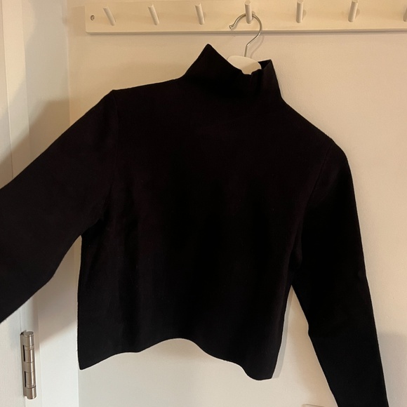 & other stories turtleneck knit sweater - black, size XS - Picture 5 of 5